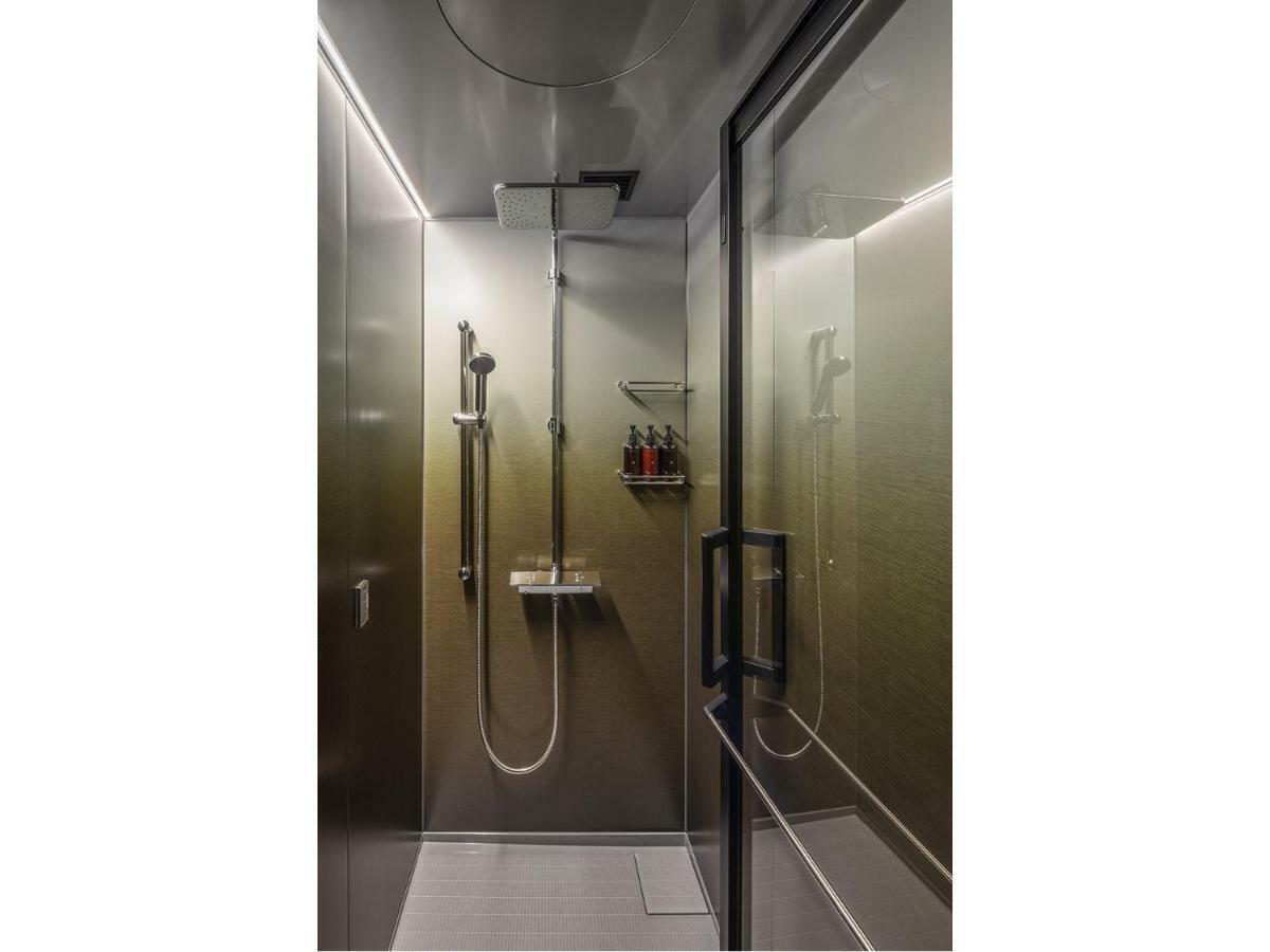 Hotel a capsule The Millennials Fukuoka 2*